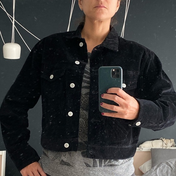 ⭐️HOST PICK⭐️ Brandy Melville Mina Corduroy jacket - Picture 8 of 8